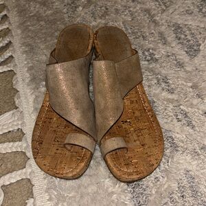 Donald Pliner wedge sandals size 7.5